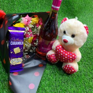 Lovers sensation bouquet and wine valentines gift pack